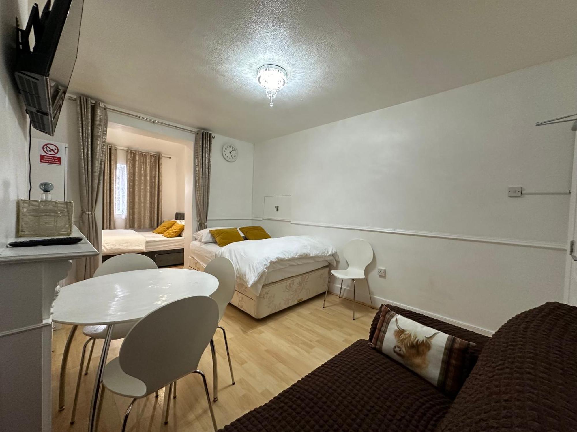 3rd Flat With Private Toilet And Bathroom Setup For Family Enjoyment 134 Keedonwood Road