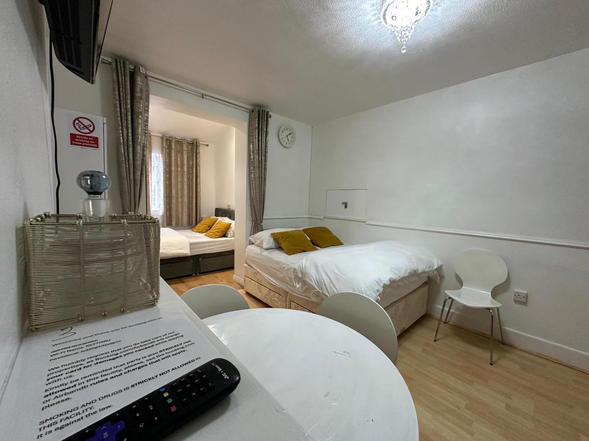 3rd Flat With Private Toilet And Bathroom Setup For Family Enjoyment 134 Keedonwood Road